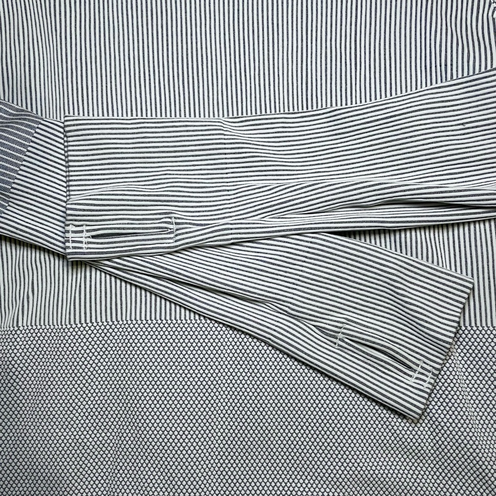 Athleta sport turtleneck - Picture 5 of 5